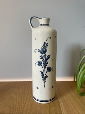 Vintage 1970s BOLS Delft Blue Ceramic Gin Decanter Pitcher Vase Netherlands